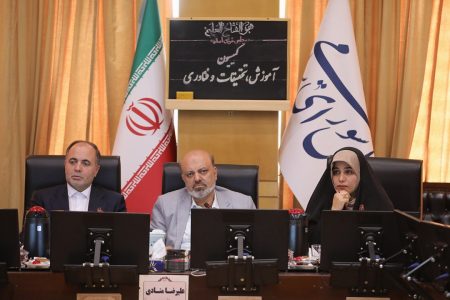 تمام نیروهای غیر رسمی وزارت آموزش و پرورش را در کل کشور تبدیل وضعیت کنید