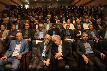 آموزش و پرورش نیازمند طبیب است